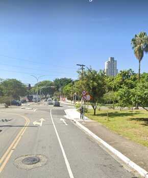 Medium_009bd136-a707-4d65-ae87-7be6c6b4c50b