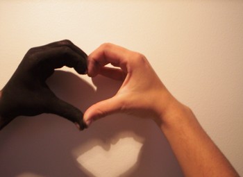 Medium_racismo__by_sequenciasdememorias