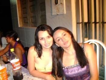 Medium_945773_213003942187687_1943943441_n