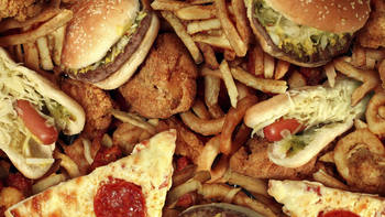 Medium_size_810_16_9_comida_gordurosa_junkie_food_gordura_pizza_batata_frita_sanduiche_hamburguer